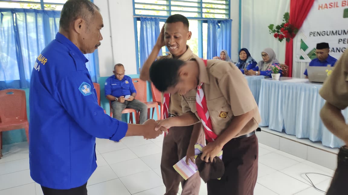 Penerimaan Rapor Semester Ganjil T.A 2025/2026